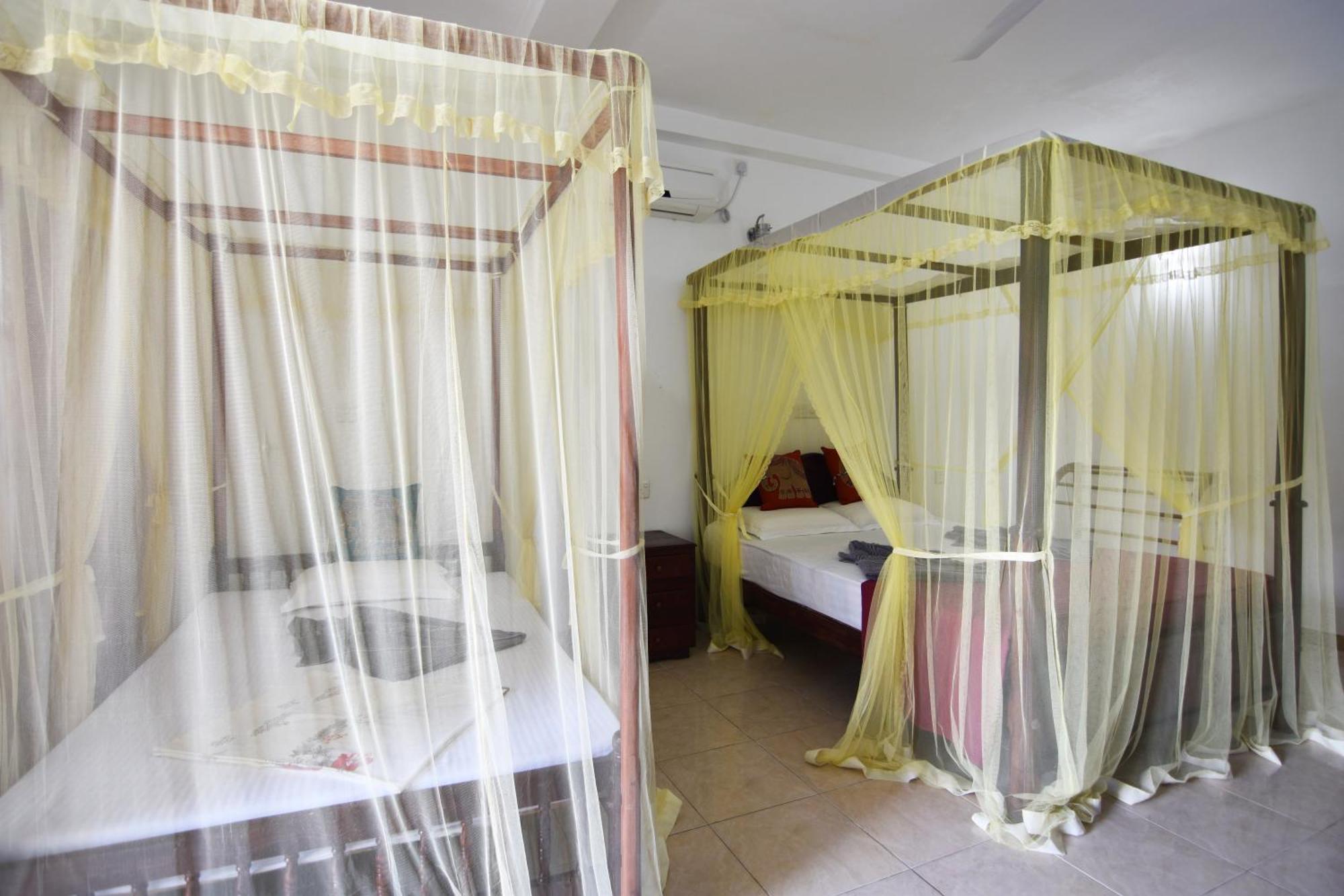 The Lodge Unawatuna Room photo